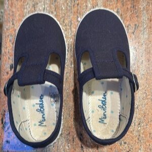 Mini Boden slip on canvas Mary Jane’s